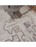 Изображение Прорезная резьба, декор на канунник (канун) в храм с разных ракурсов