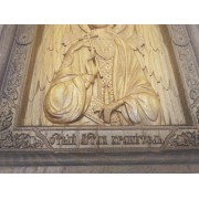 Резная икона Ангела Хранителя в окладе из массива ясеня