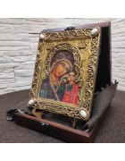 Фотография Подарочная икона пресвятой Богородицы Казанская с камнями под разными углами Изображение Подарочная икона пресвятой Богородицы Казанская с камнями с разных ракурсов