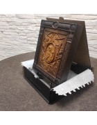 Изображение Резная икона богородицы Неопалимая Купина с разных ракурсов