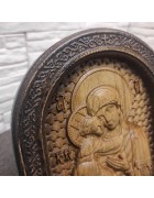 Фотография Резная икона богородицы Владимирская в округлой раме из ясеня под разными углами Изображение Резная икона богородицы Владимирская в округлой раме из ясеня с разных ракурсов
