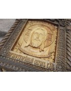 Фотография Резная уникальная икона Спас Нерукотворный под разными углами Изображение Резная уникальная икона Спас Нерукотворный с разных ракурсов