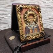 Фото общий вид в коробочке авторской иконы Николая Чудотворца с камнями