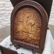 Фото резная икона Чудо Святого Георгия о змие (Георгий Победоносец) в футляре