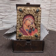 Фото венчальных икон богородицы Казанская и Господь Вседержитель