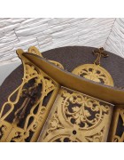 Изображение Большой угловой иконостас с разных ракурсов